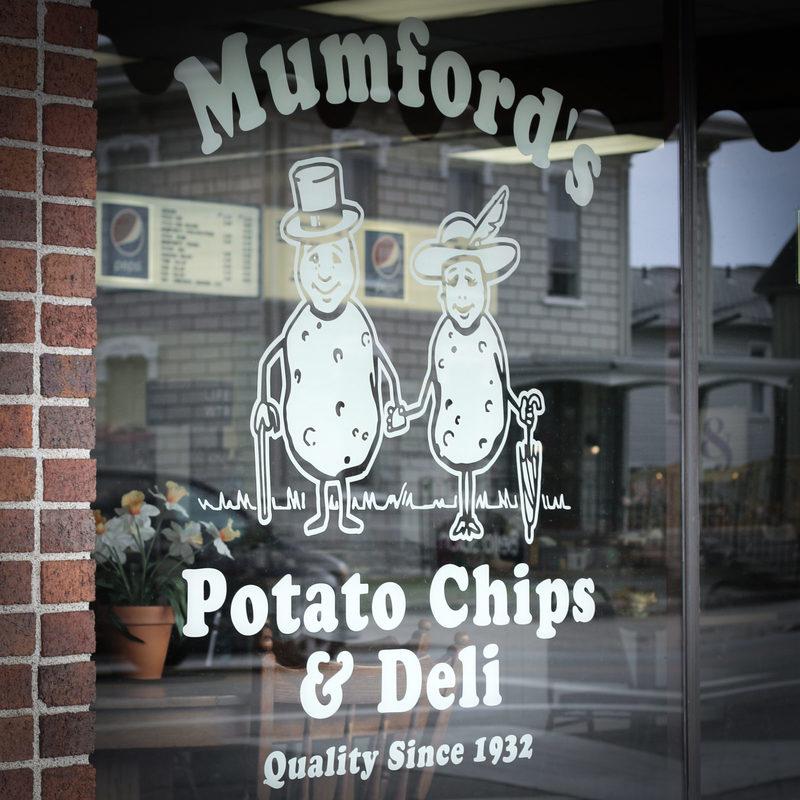 Mumford's Potato Chips Deli Urbana